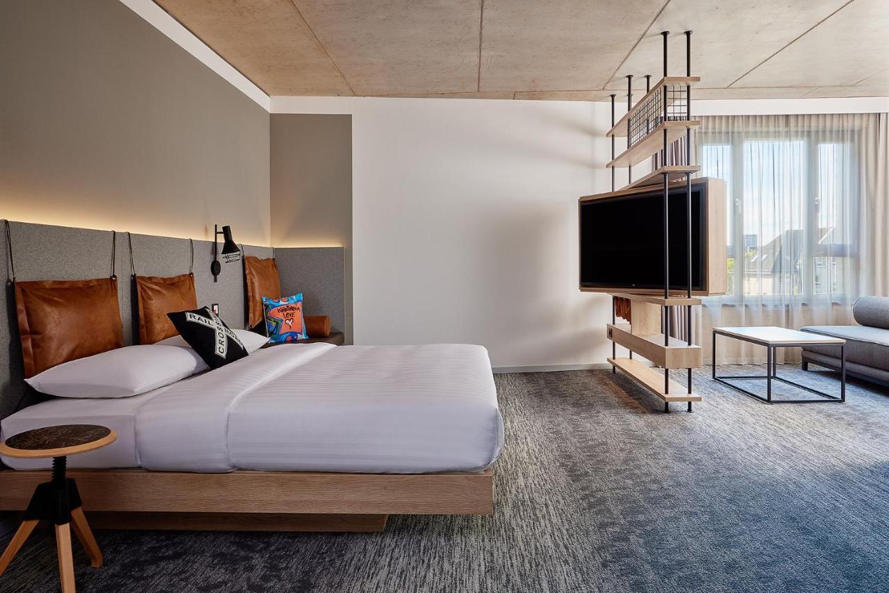 Hotel Moxy Cologne Muelheim Exteriér fotografie